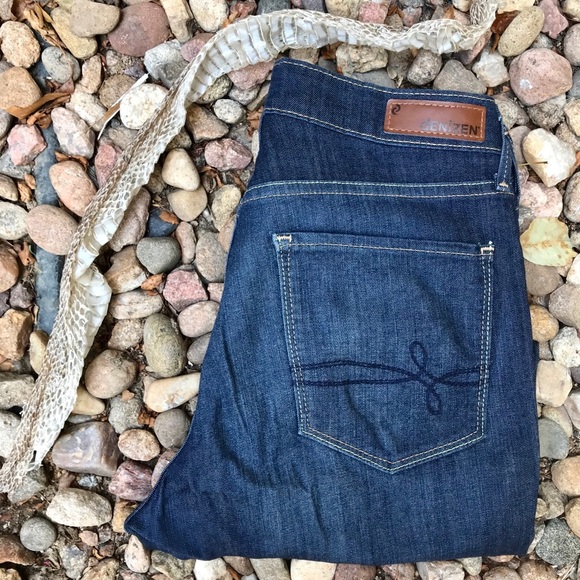 Denizen from Levi's Denim - Levi’s Denizen Dk Wash Skinny Ankle Jeans Sz 8 *P2
